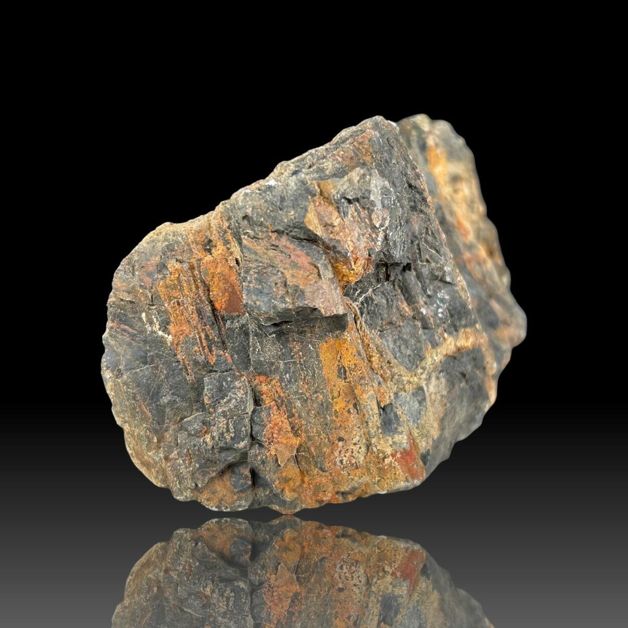 Allanite-(Ce)