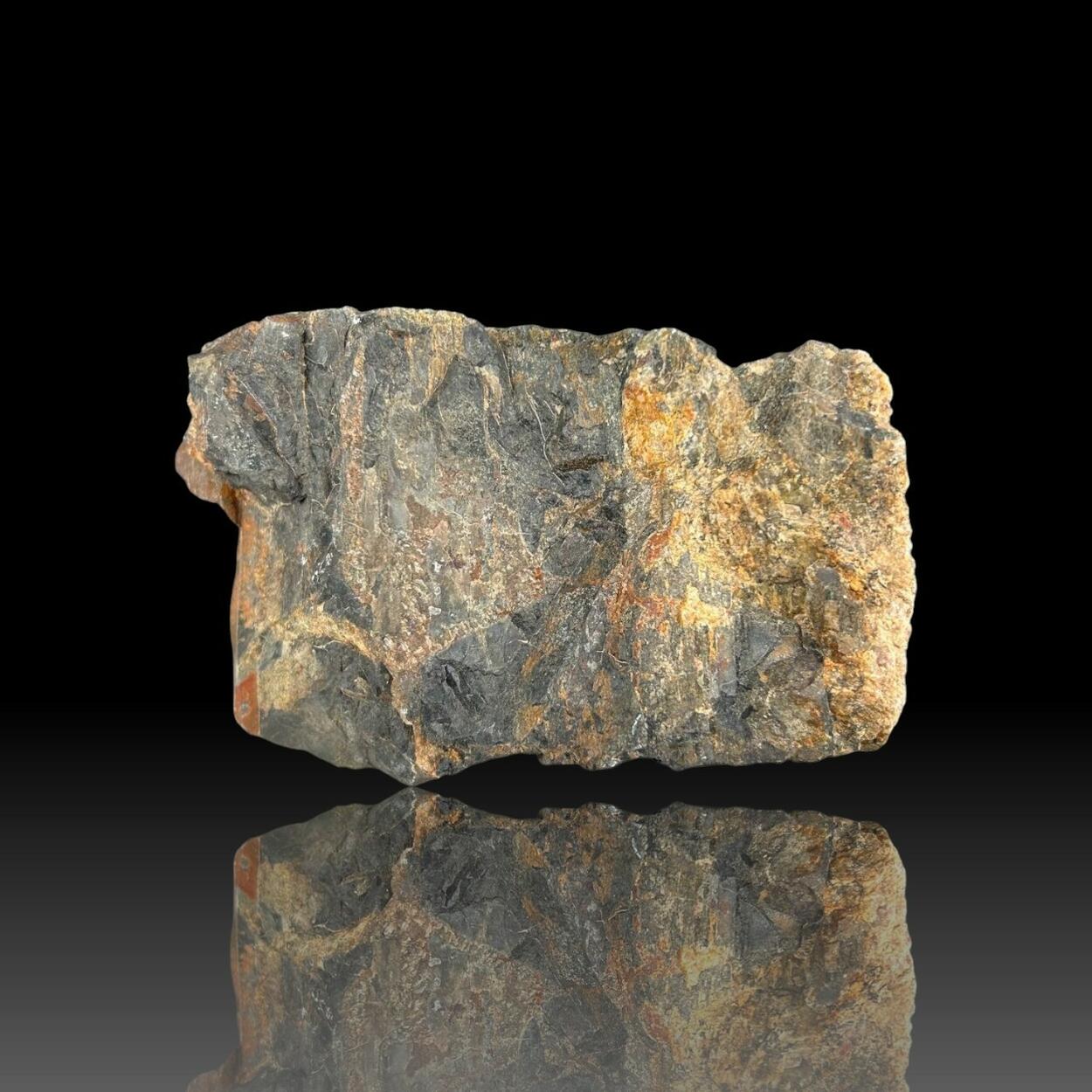 Allanite-(Ce)