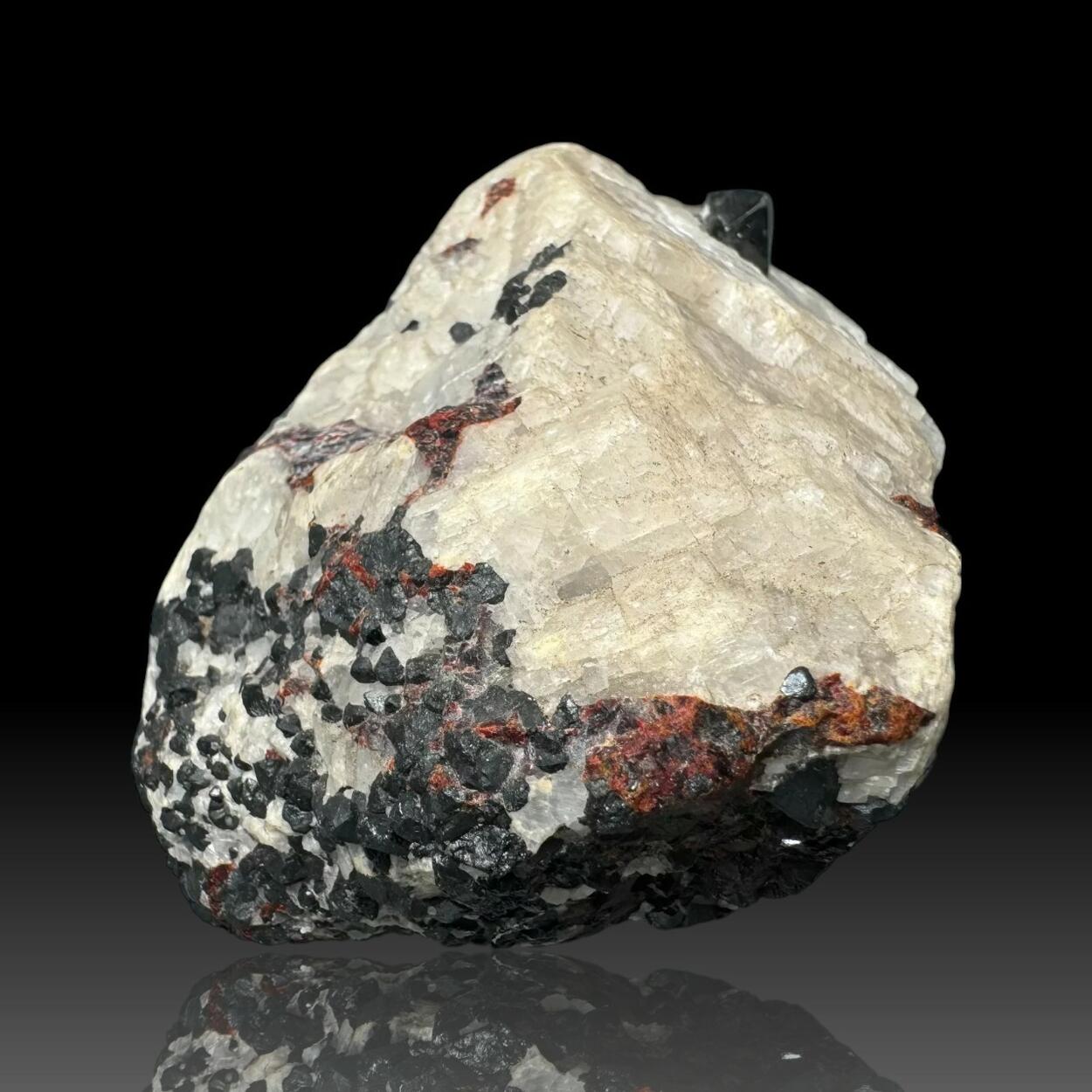 Franklinite With Zincite & Calcite