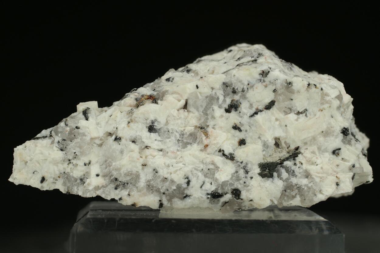 Calcioancylite-(Nd)
