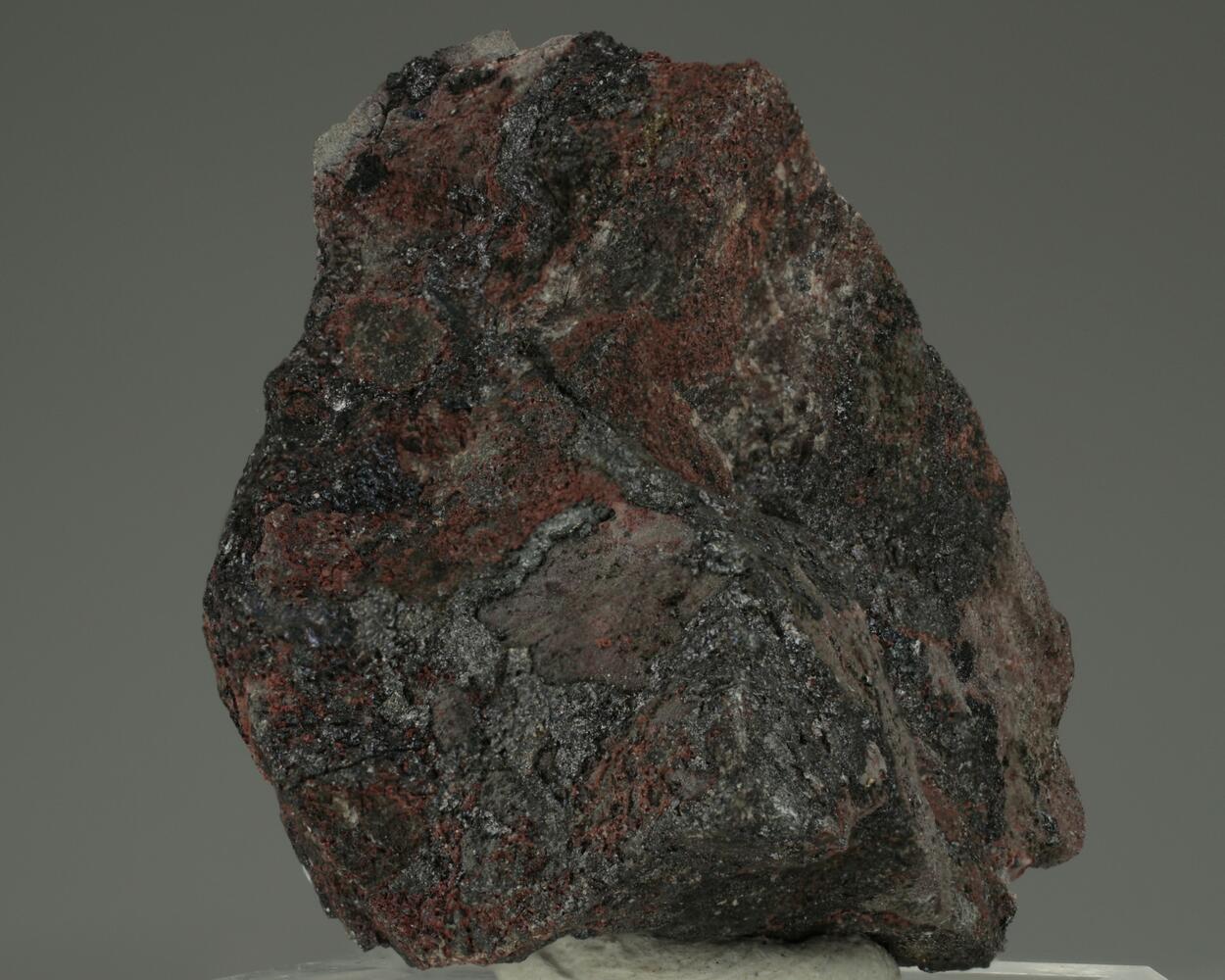 Coffinite