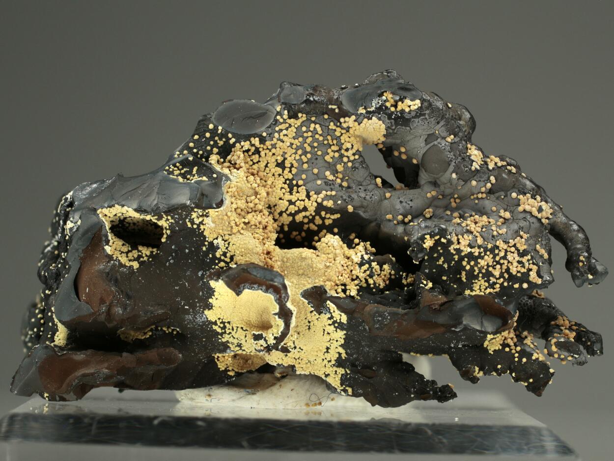 Cryptomelane Meurigite-K