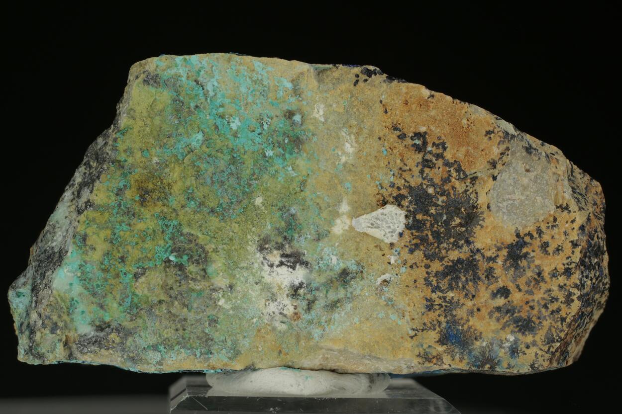 Claraite Azurite & Theisite