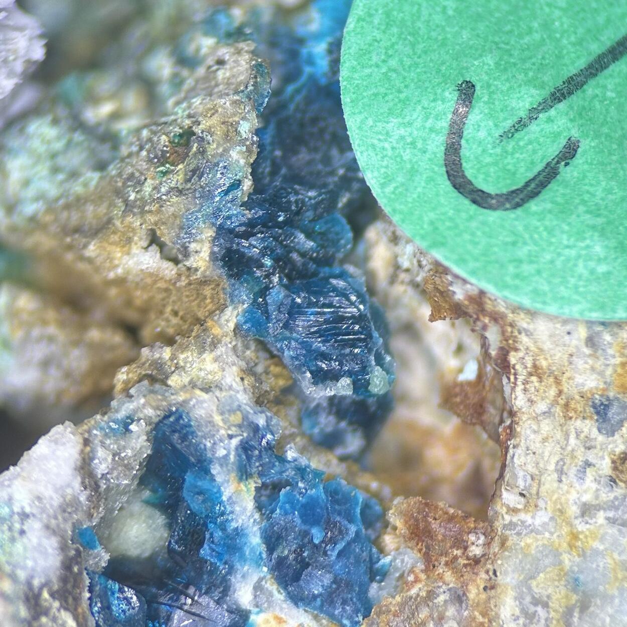 Dongchuanite Veszelyite & Hemimorphite