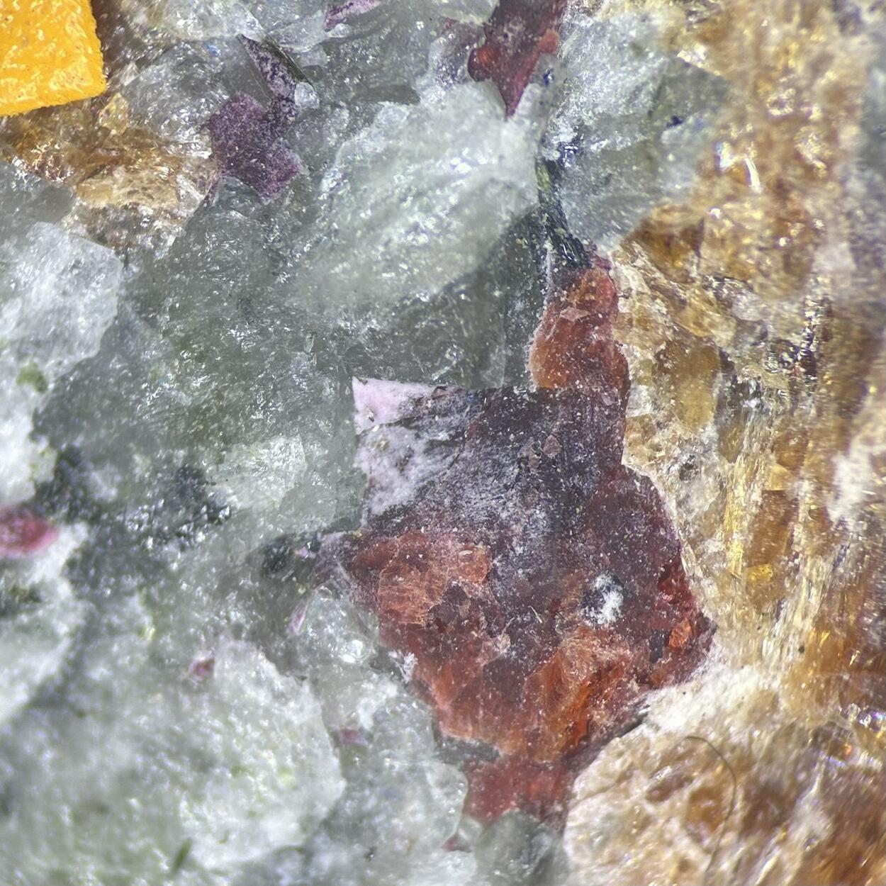 Davinciite & Villiaumite