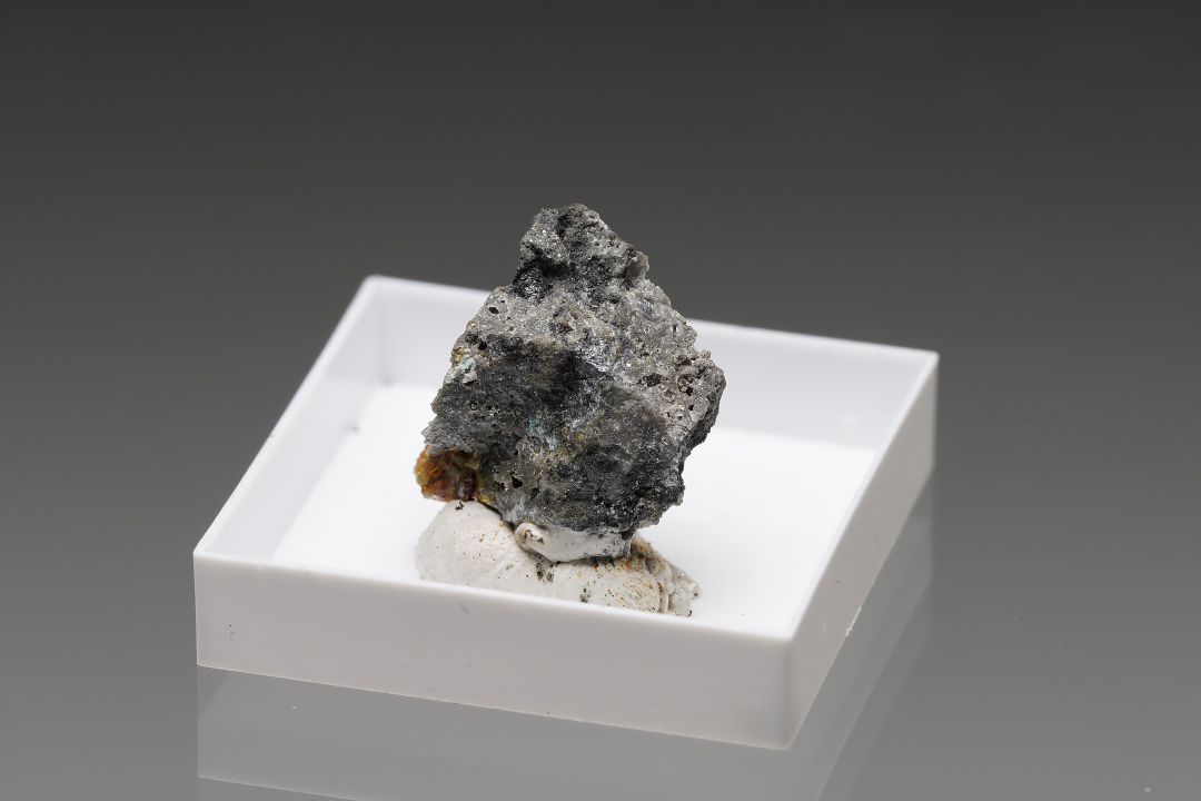 Aramayoite