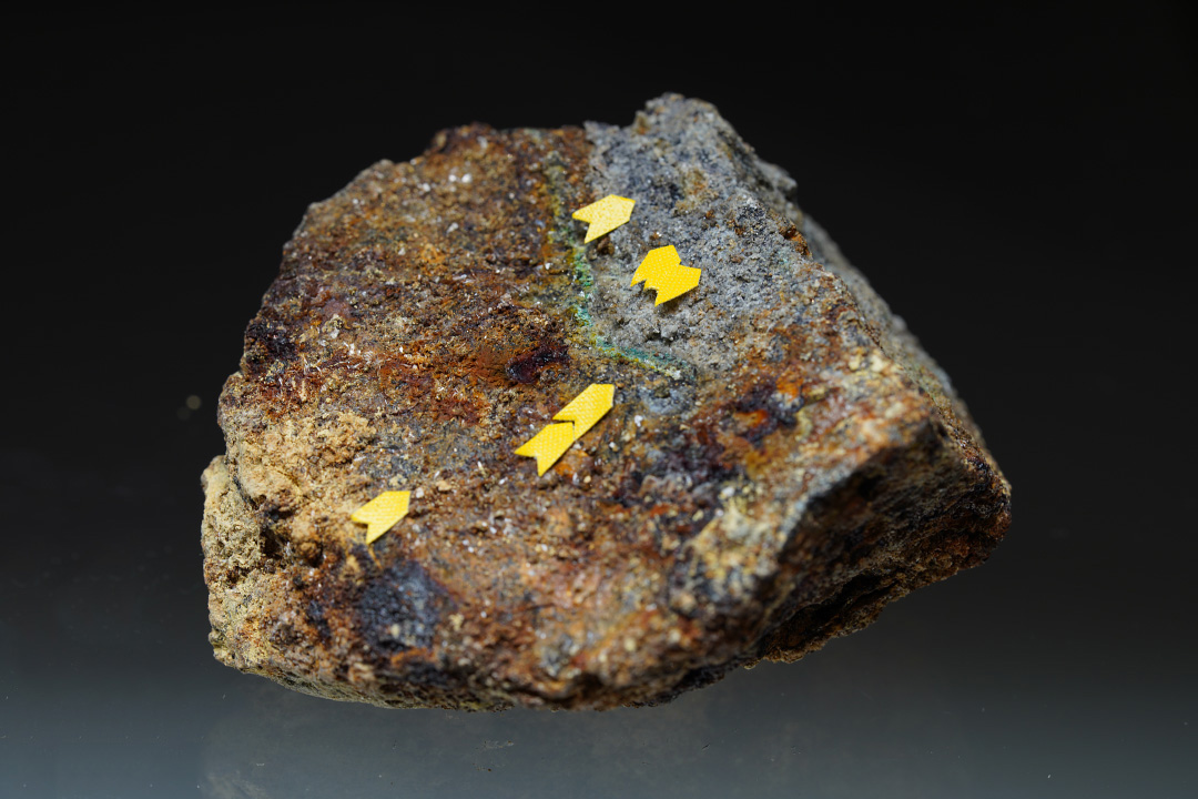 Joliotite & Sellaite