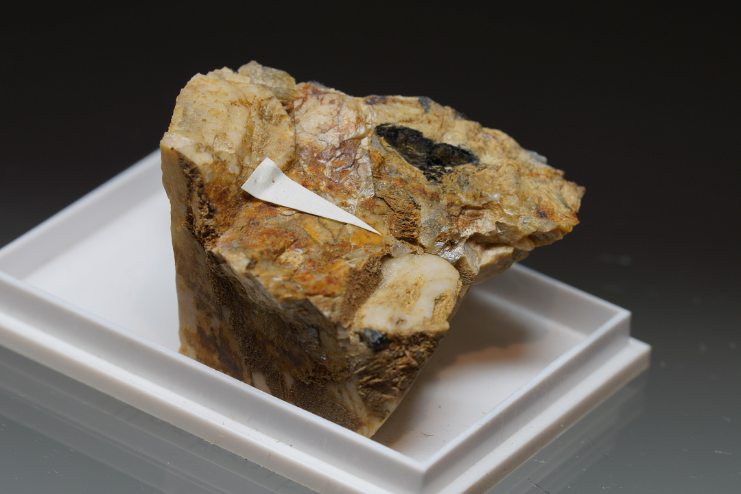Hambergite