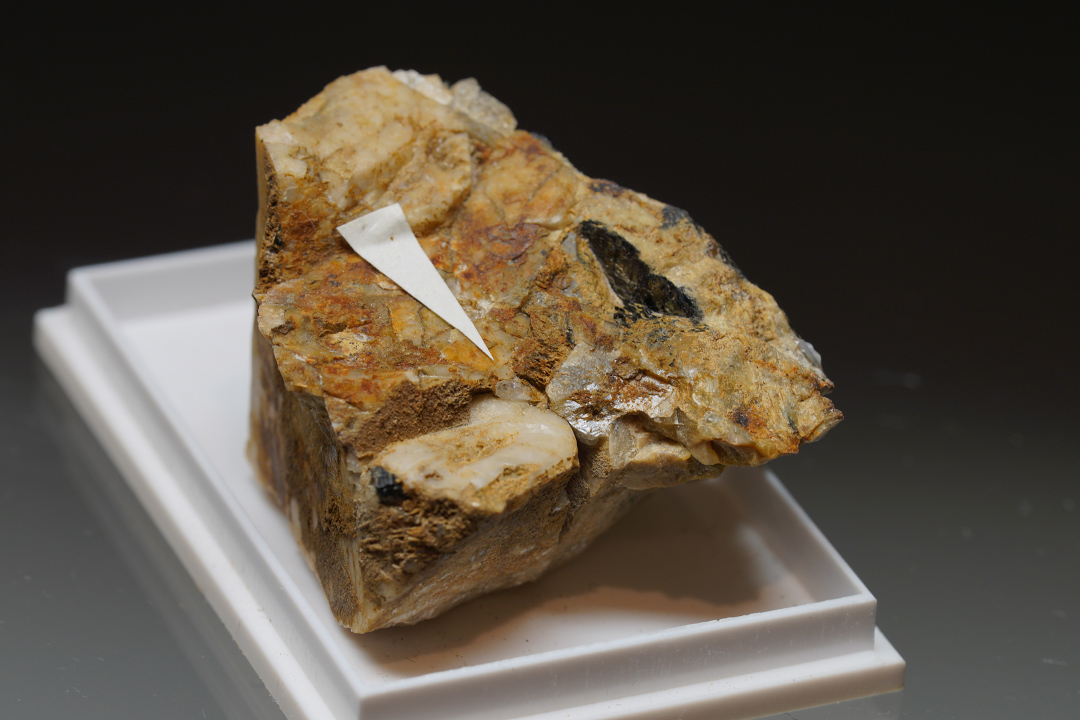 Hambergite