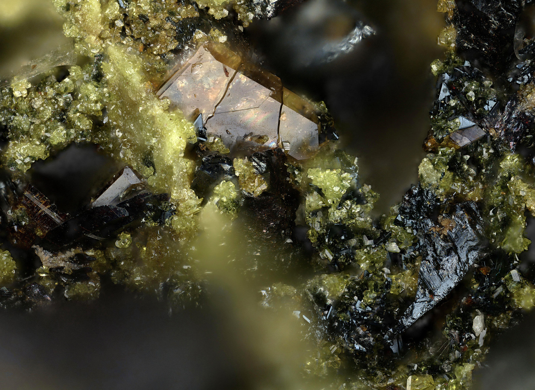 Tavorite & Hureaulite