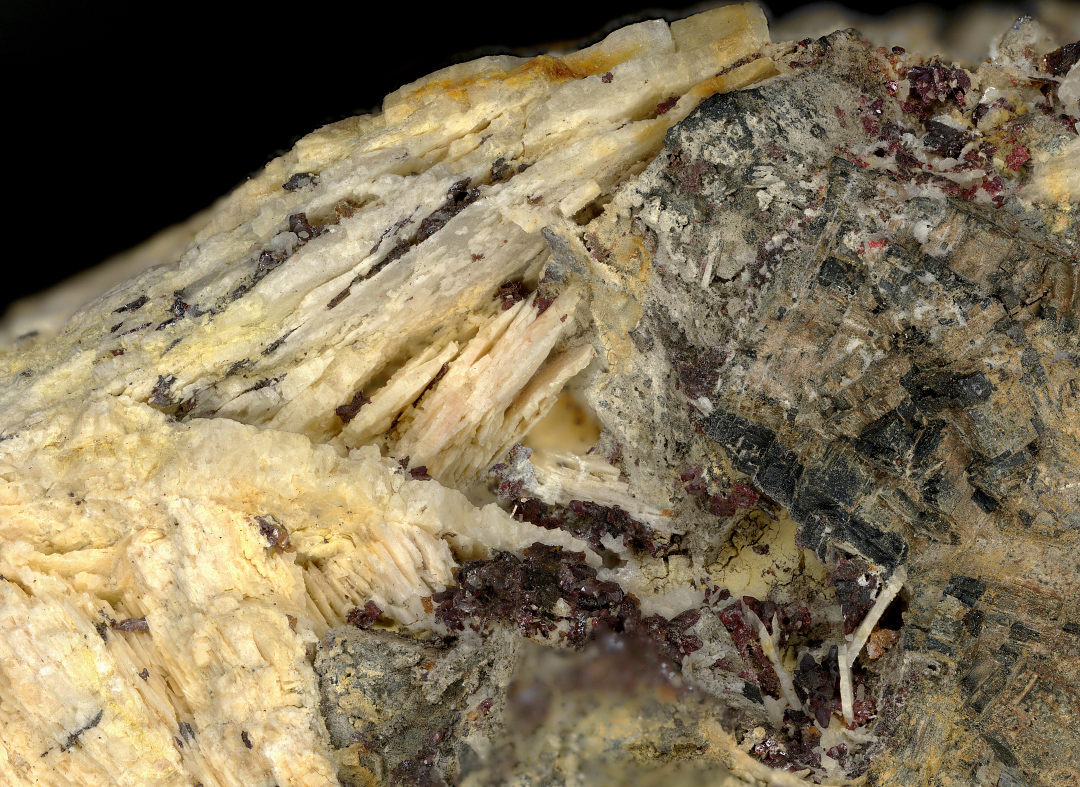 Xanthoconite & Proustite