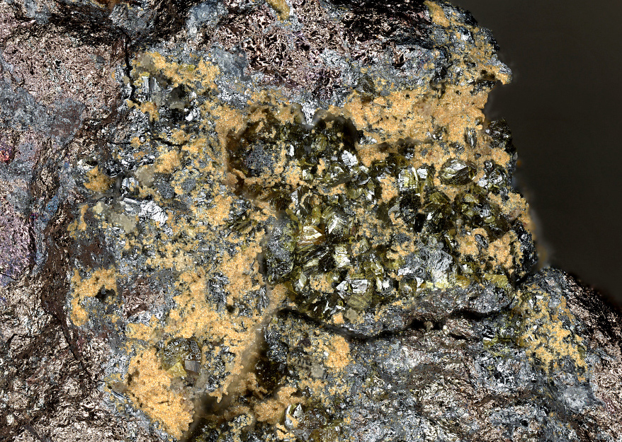 Bartelkeite & Segnitite
