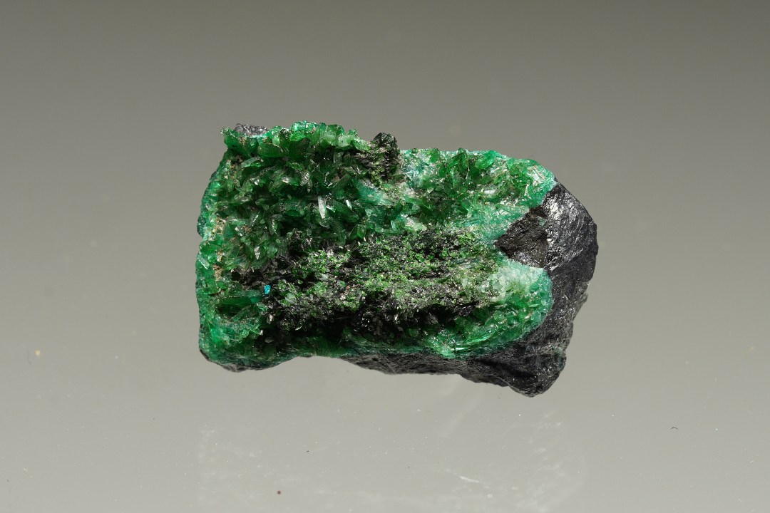 Keyite & Zincolivenite