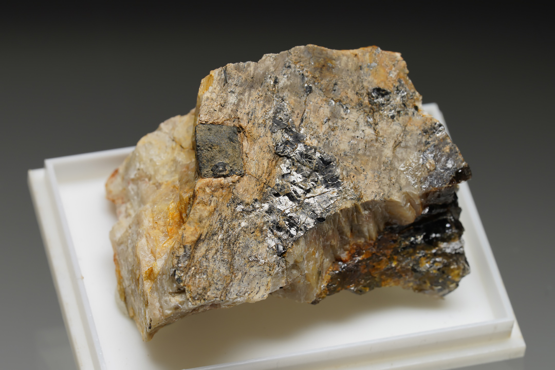 Uraninite