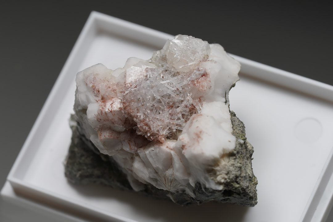 Natrolite & Analcime