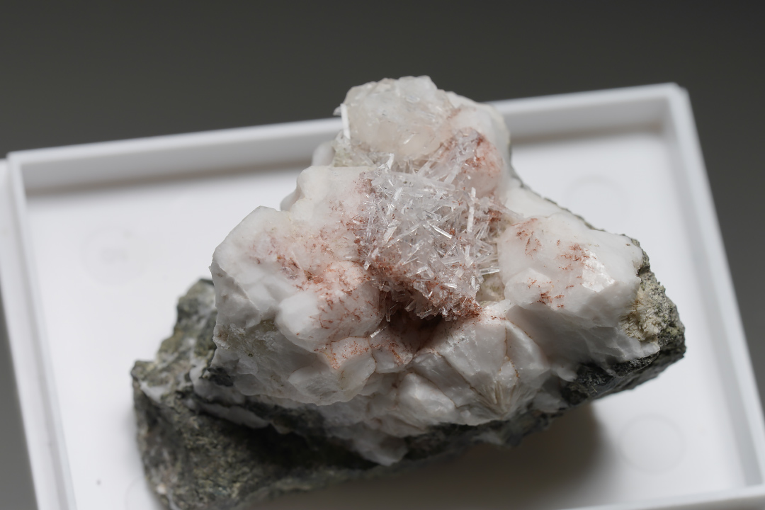 Natrolite & Analcime