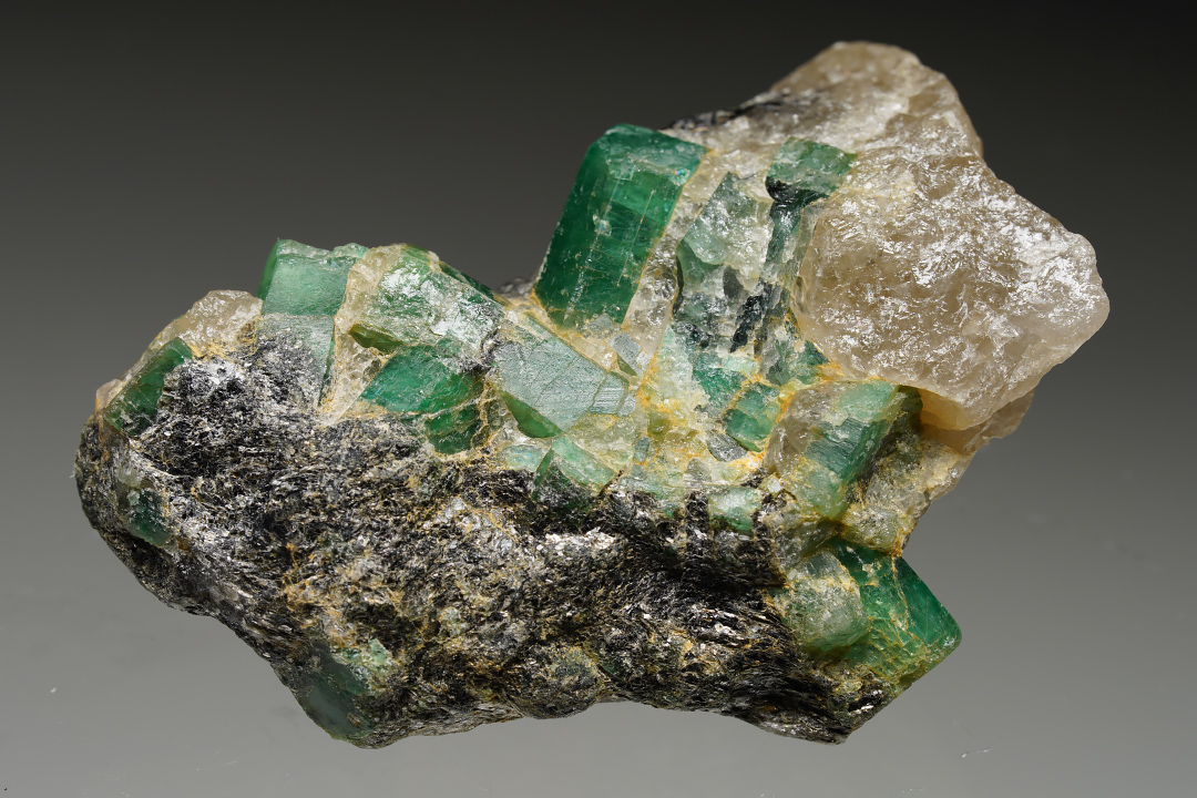 Beryl Var Emerald