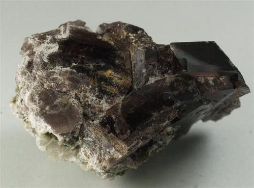 Axinite-(Fe)