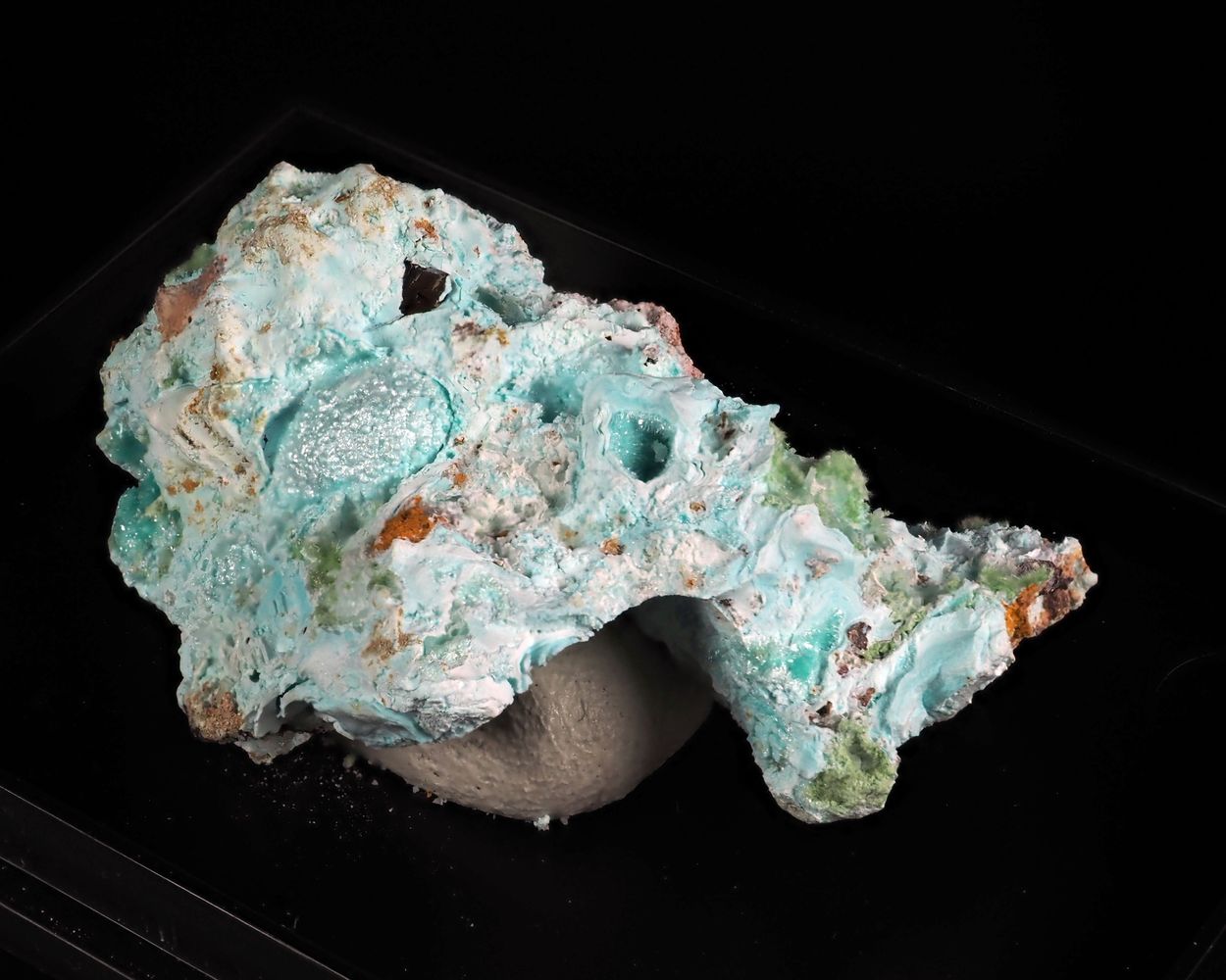 Agardite-(La) On Aurichalcite