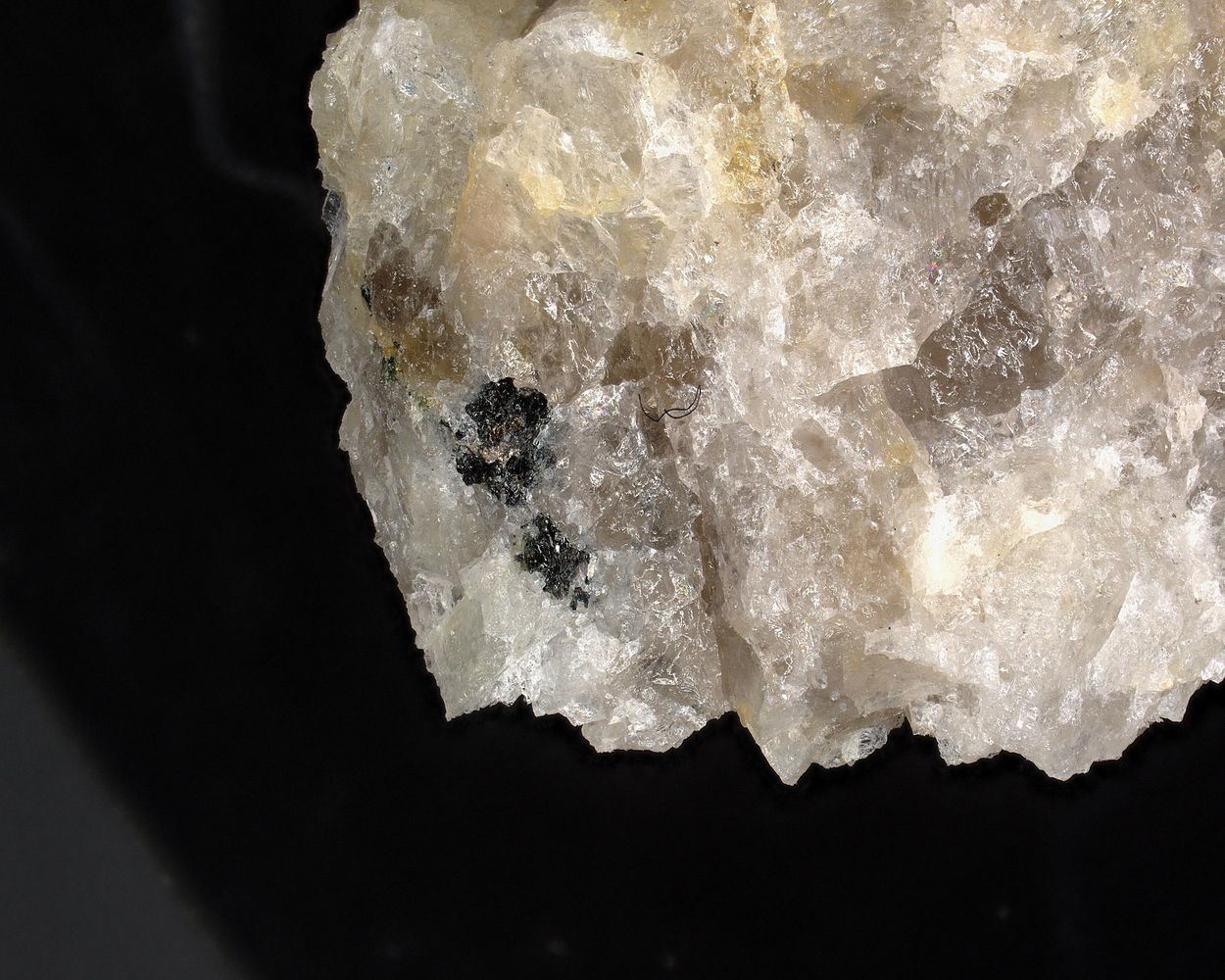 Lucchesiite