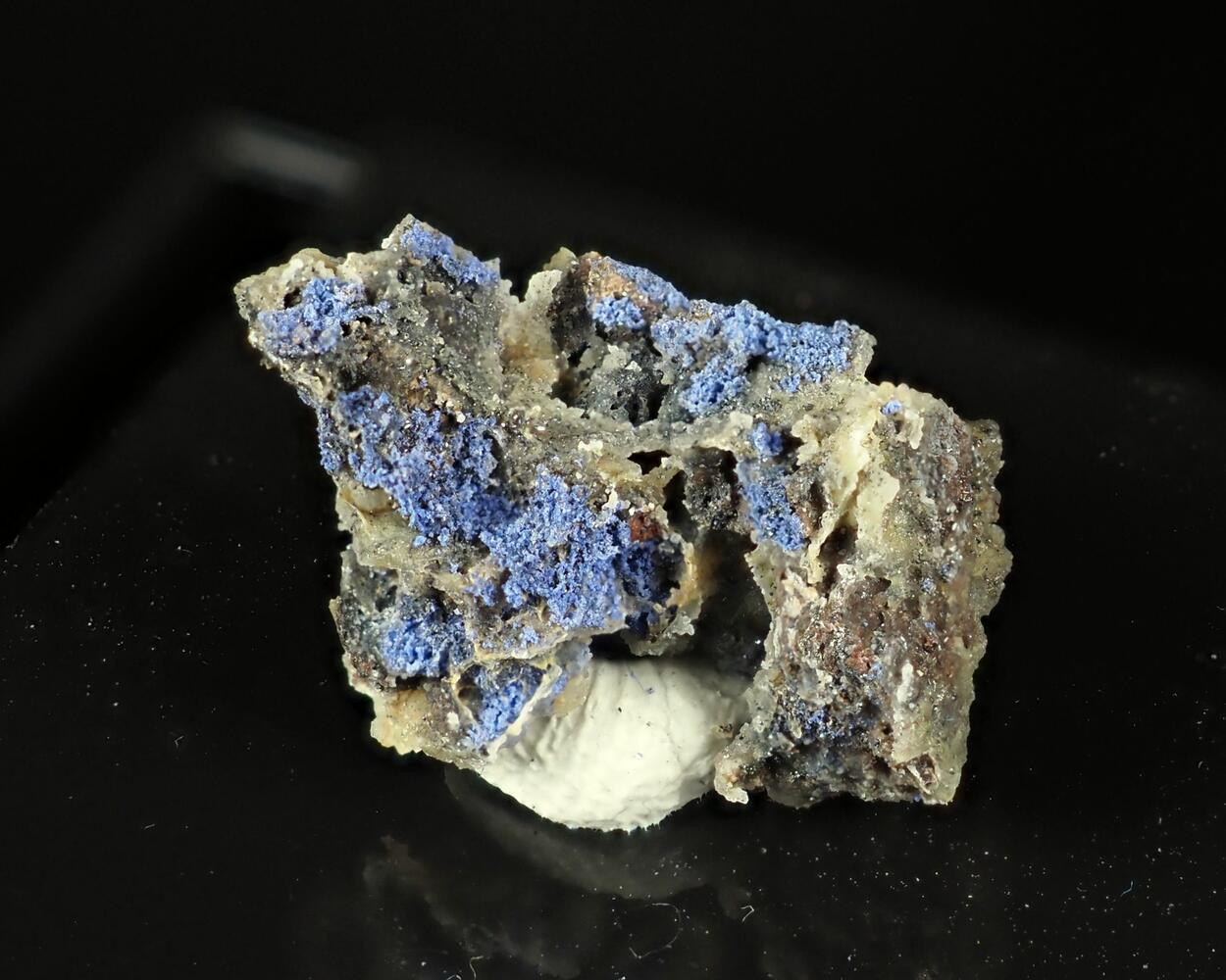 Johillerite