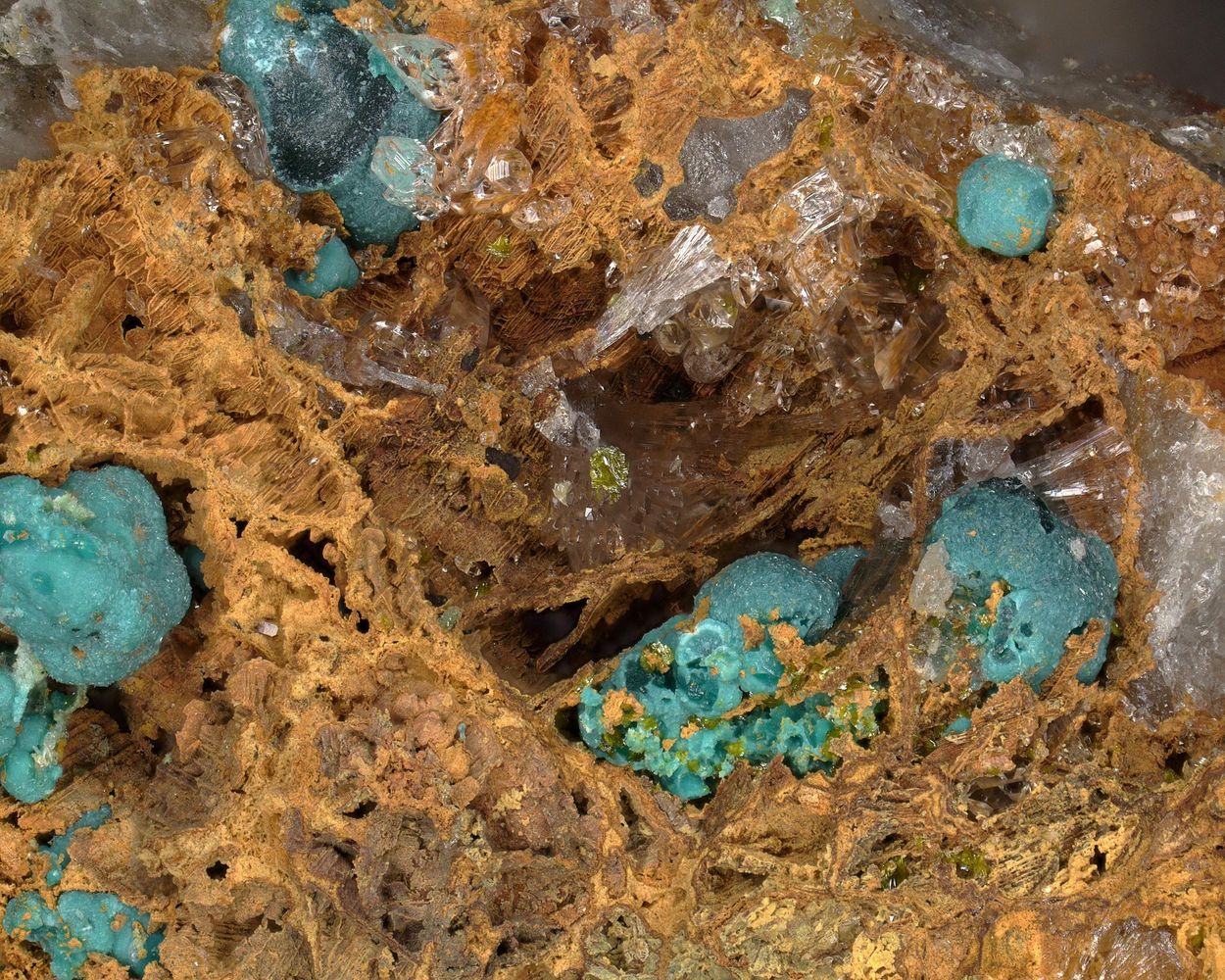 Fornacite