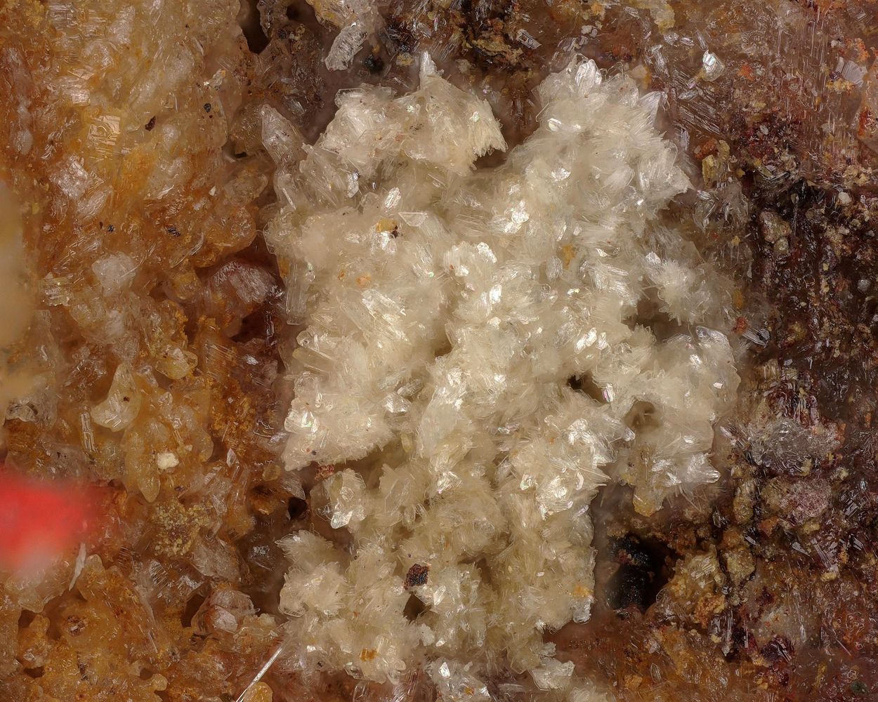 Chudobaite