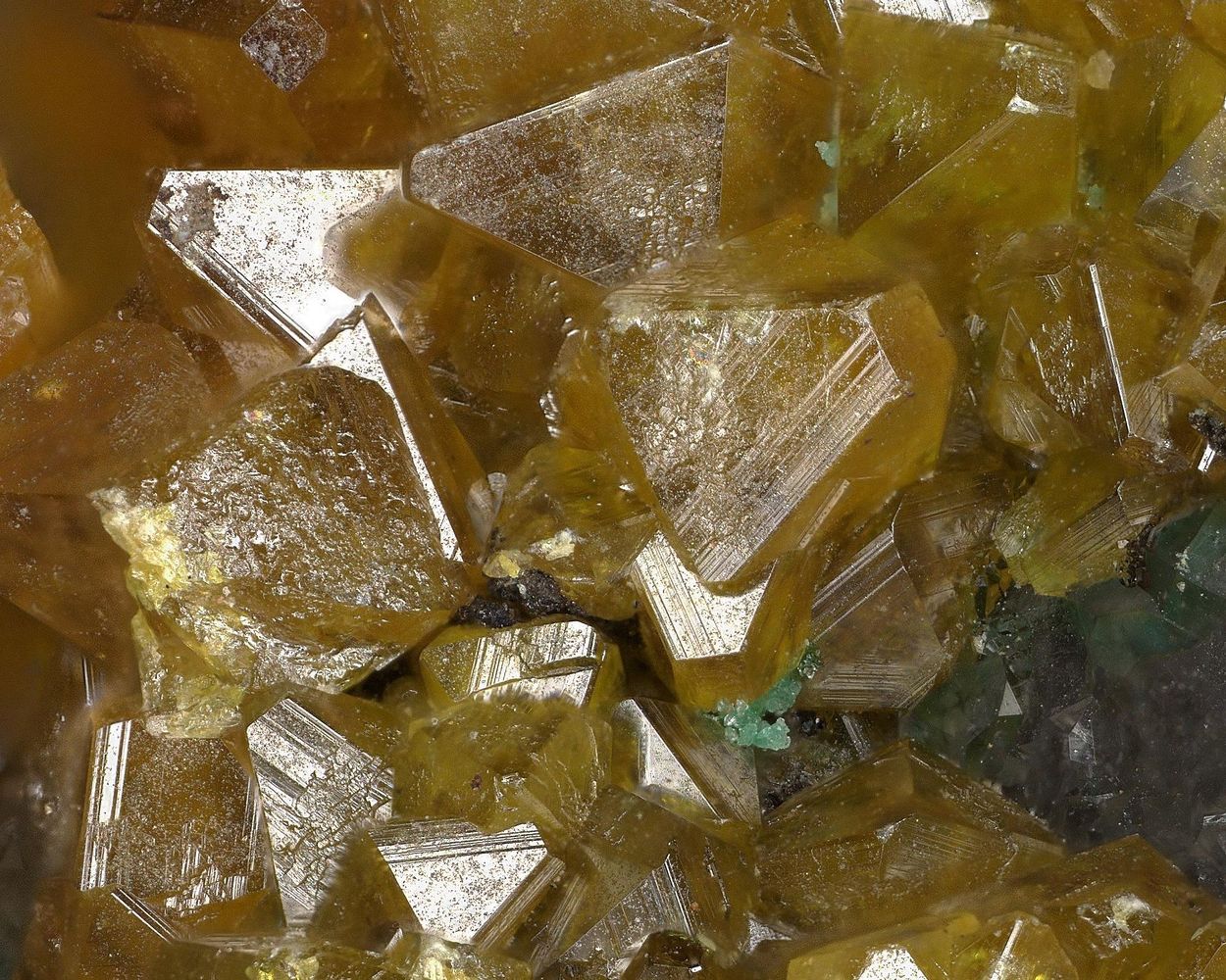 Wulfenite