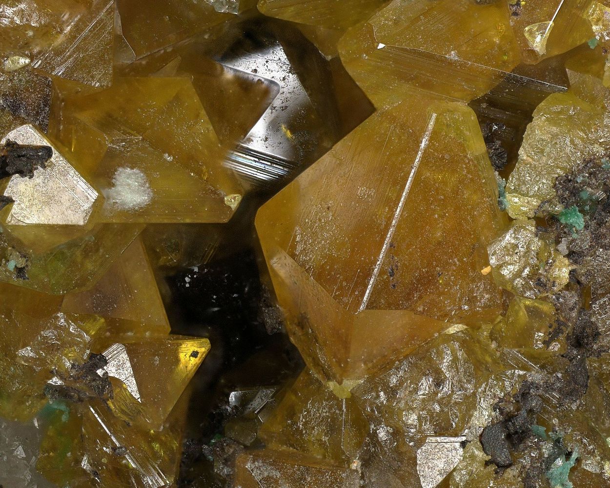 Wulfenite