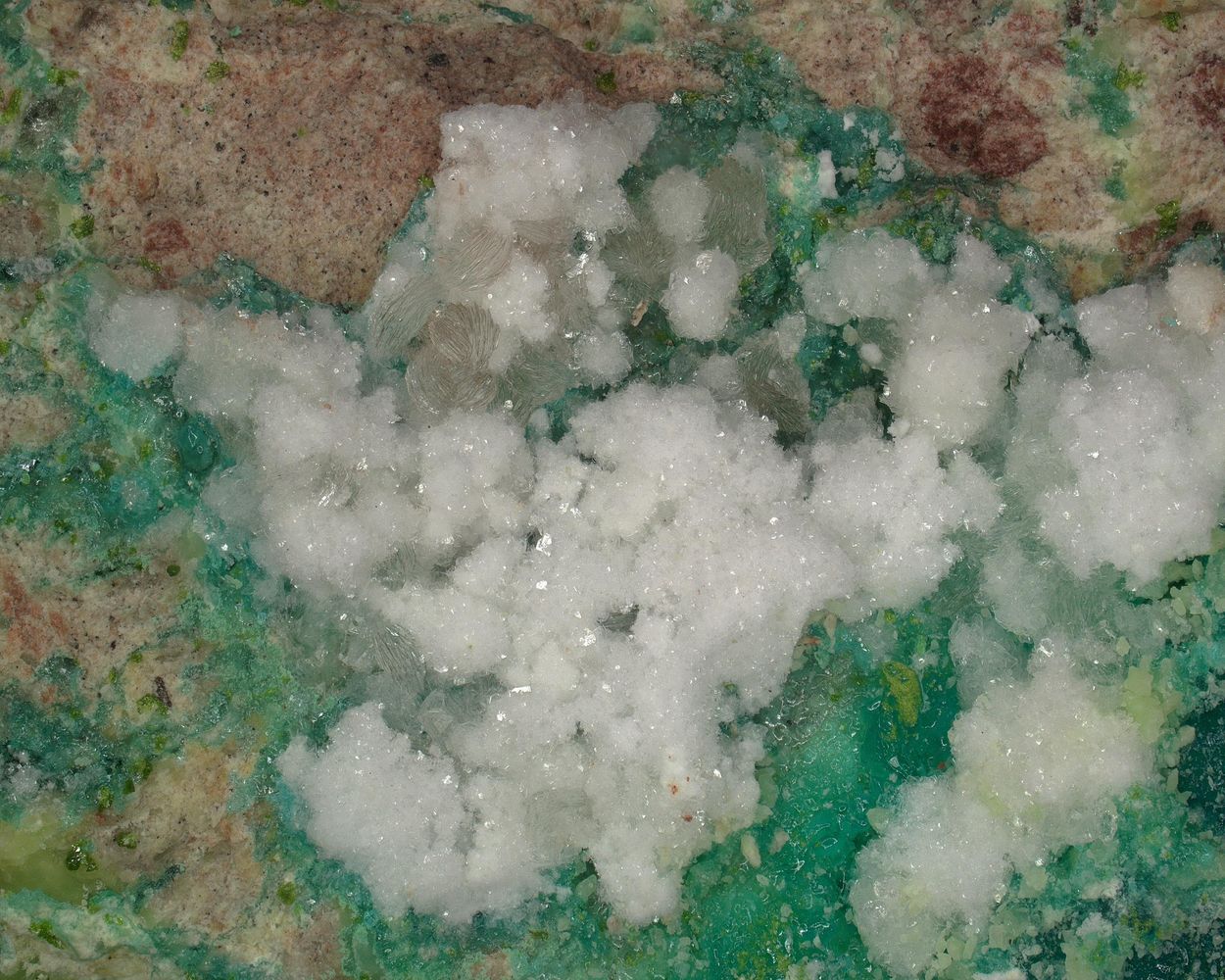 Eriochalcite & Belloite & Vendidaite