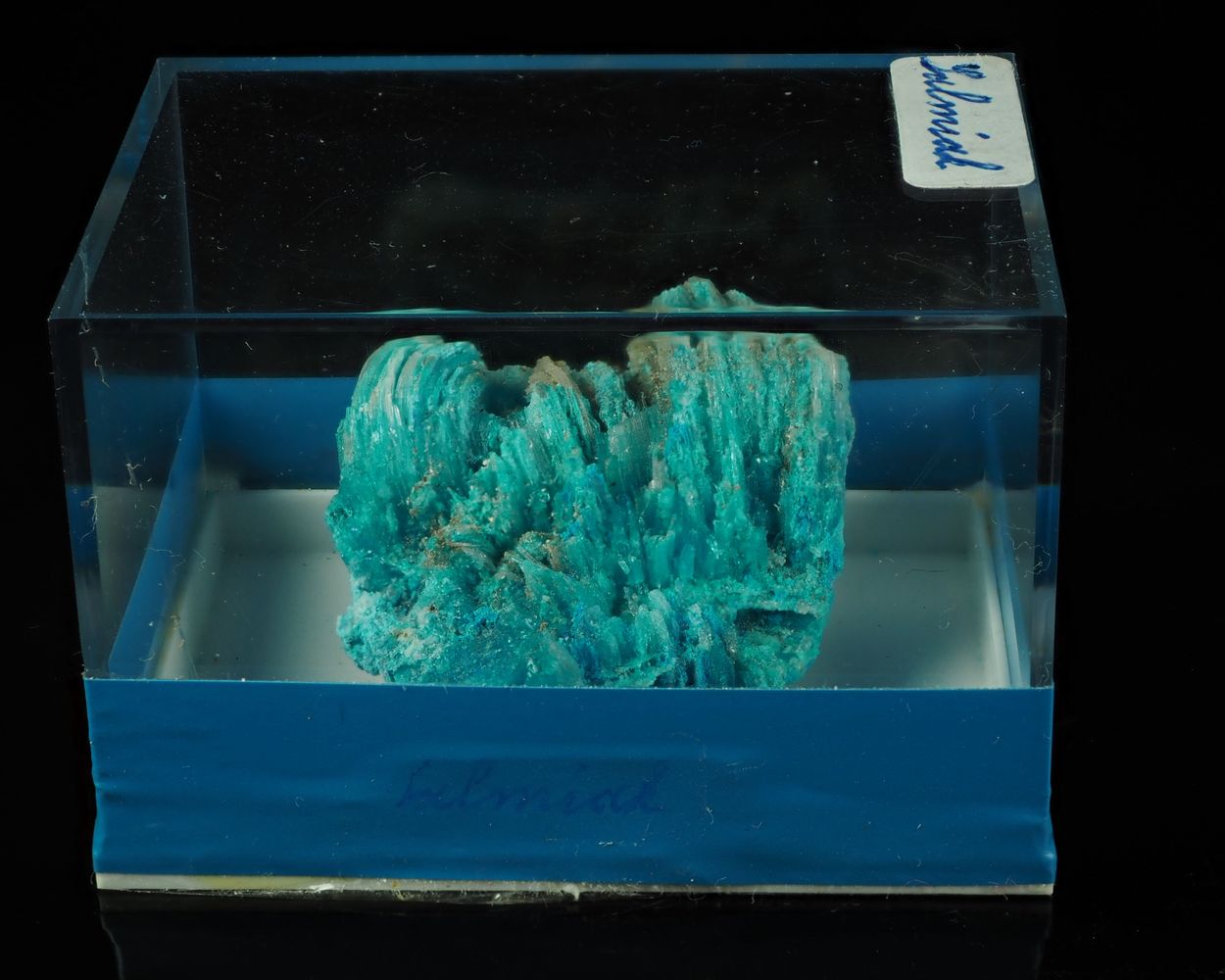 Chanabayaite & Salammoniac