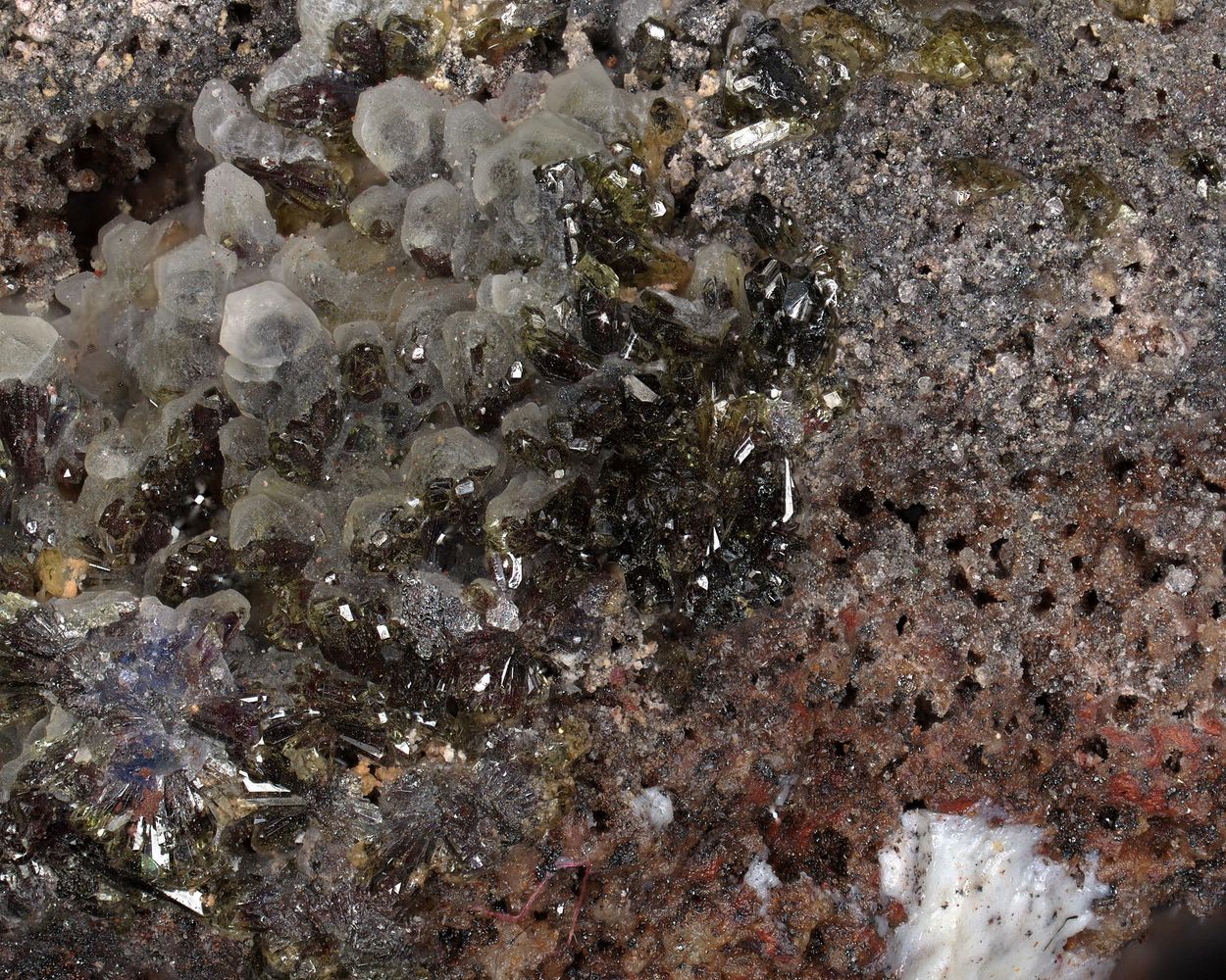 Calciojohillerite