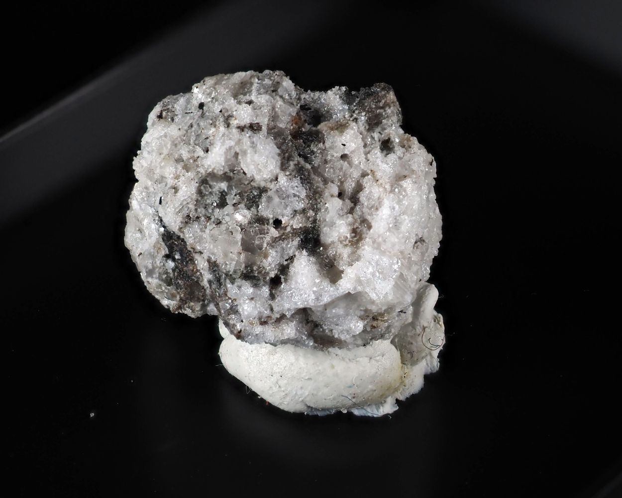 Pyroxmangite