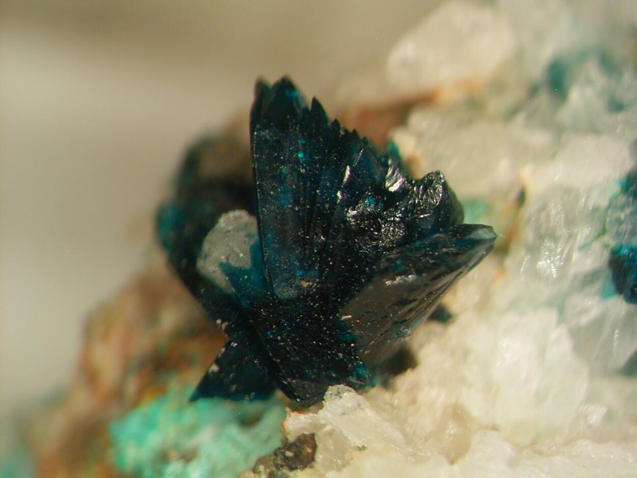 Veszelyite