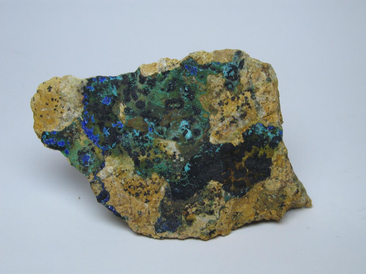 Zincolivenite & Azurite