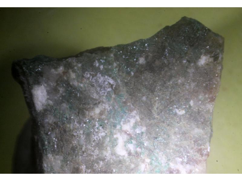 Magnussonite & Pyrobelonite