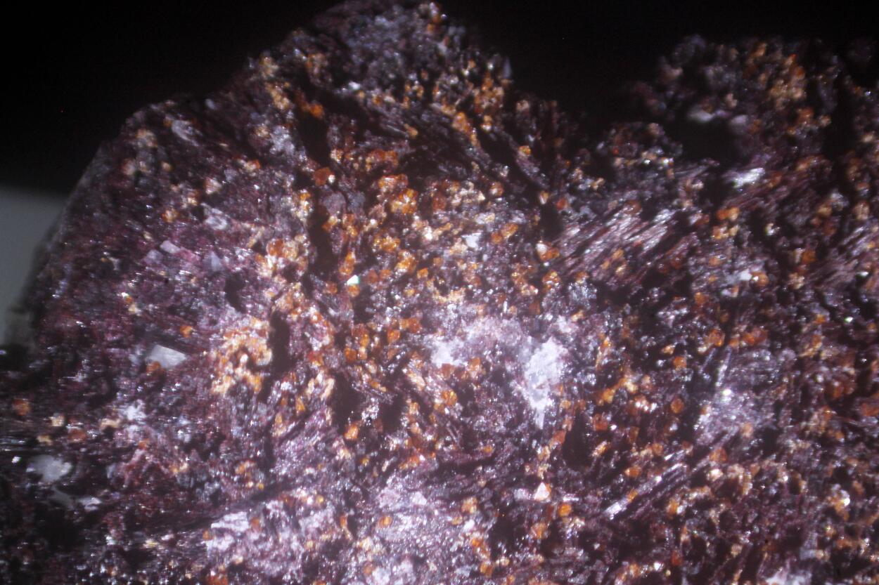 Roméite & Piemontite