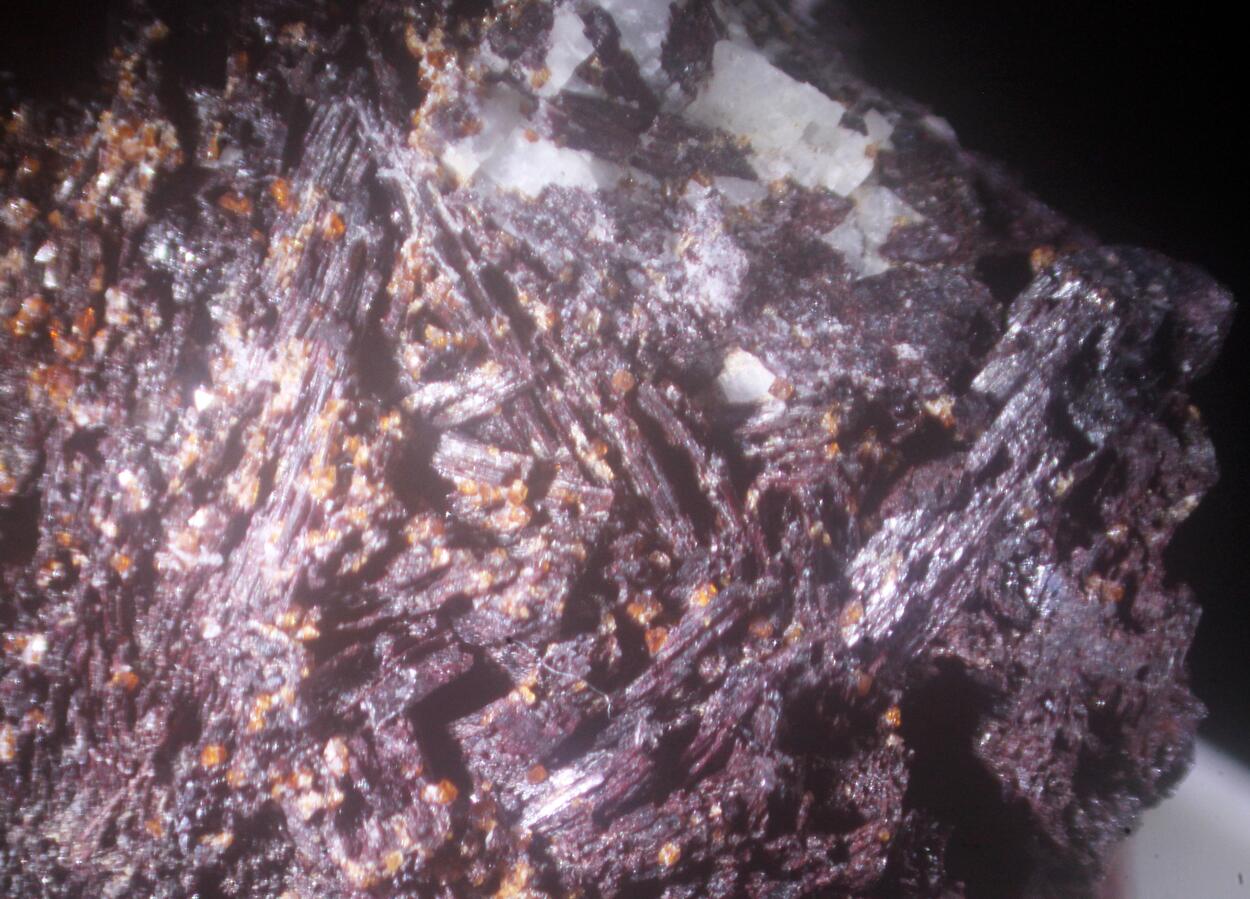 Roméite & Piemontite