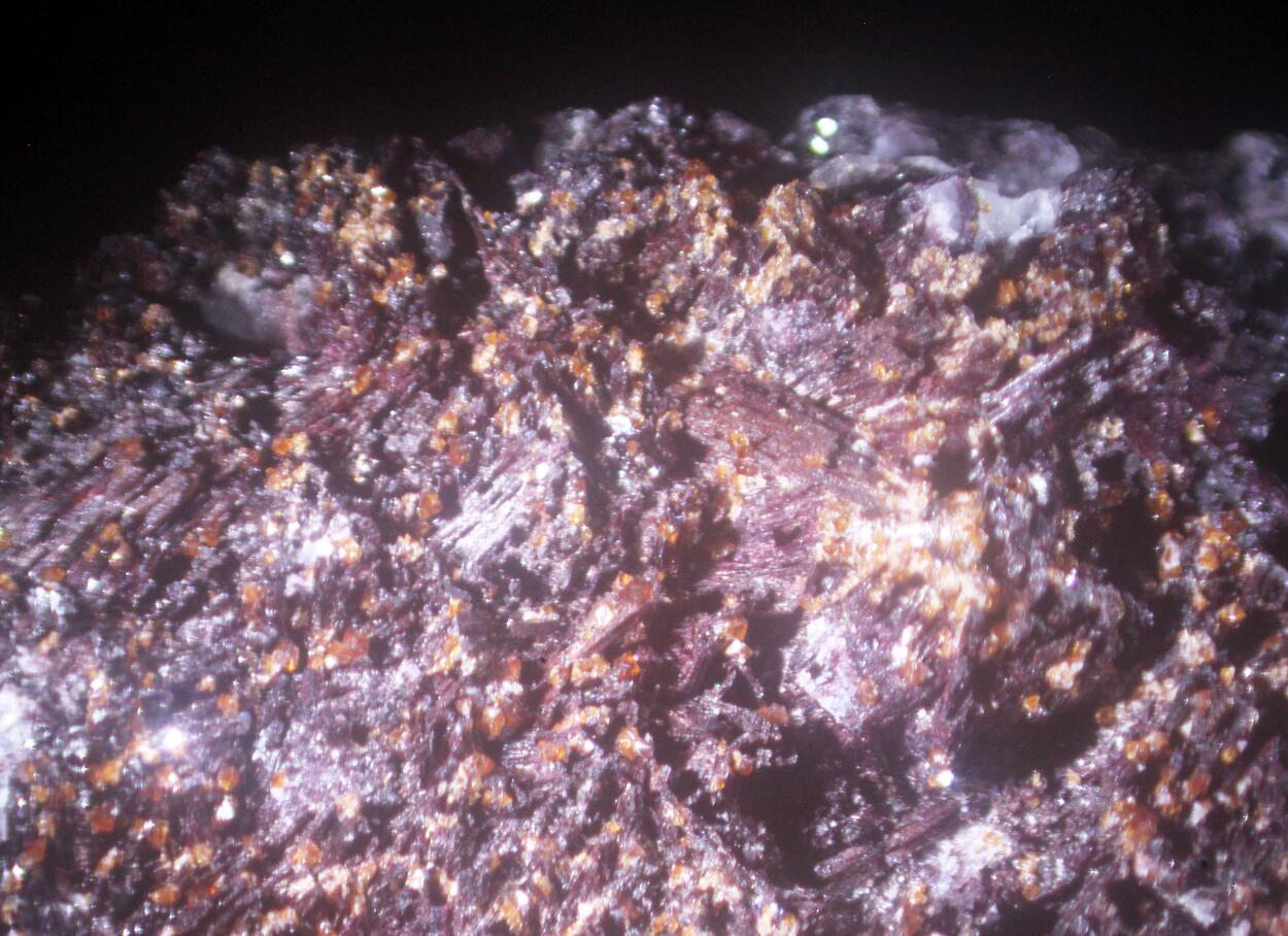 Roméite & Piemontite