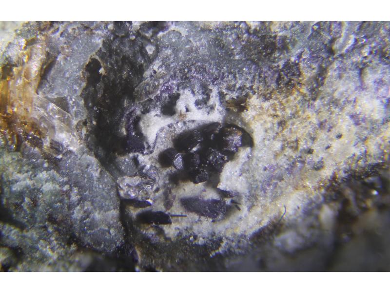 Tuhualite & Narsarsukite