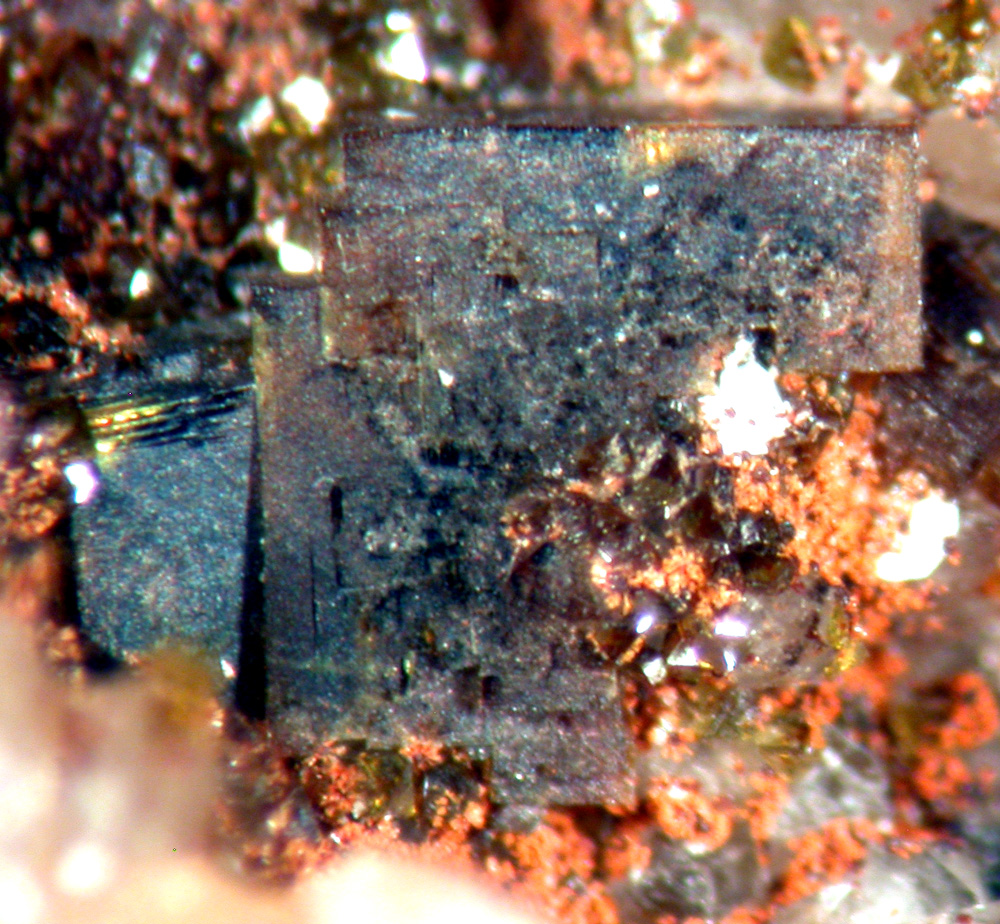 Bariopharmacosiderite & Cornwallite