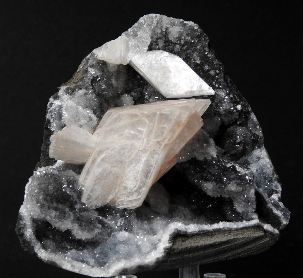 Heulandite & Chalcedony