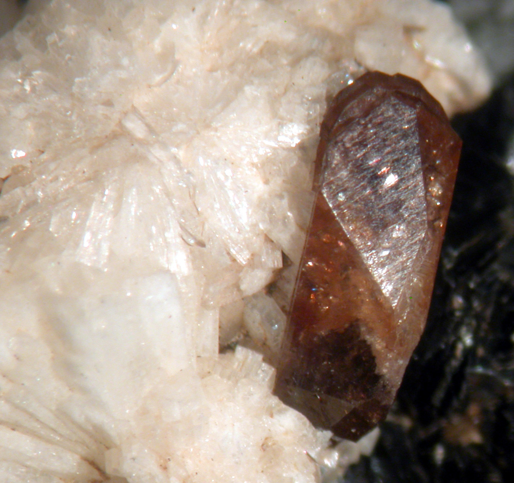 Titanite Pennine & Stilbite