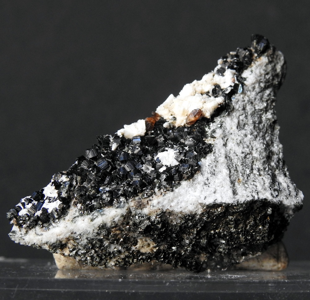 Titanite Pennine & Stilbite