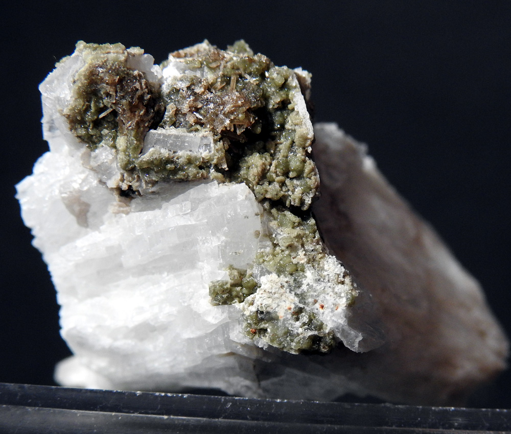 Atencioite & Eosphorite