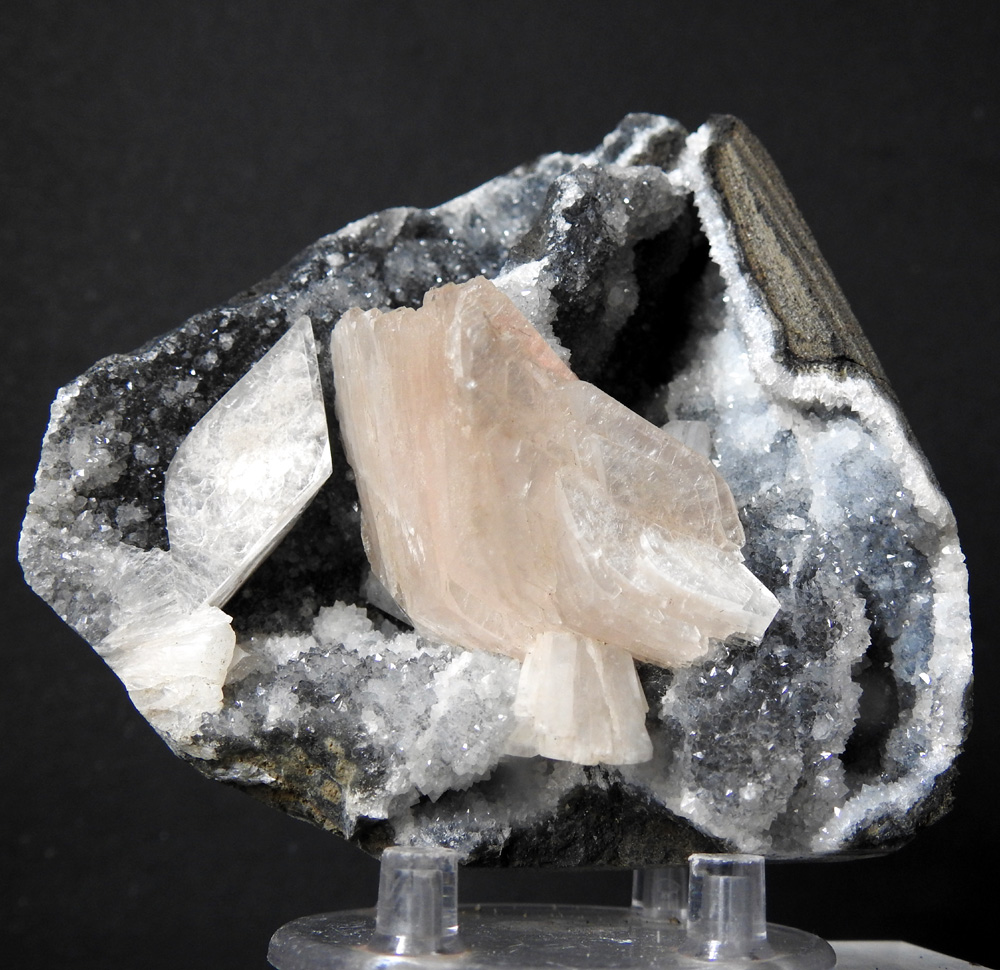 Heulandite & Chalcedony
