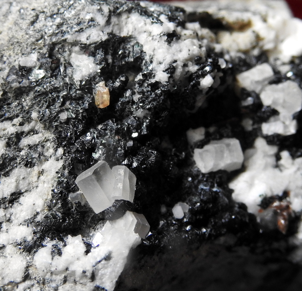 Apatite Pennine & Titanite