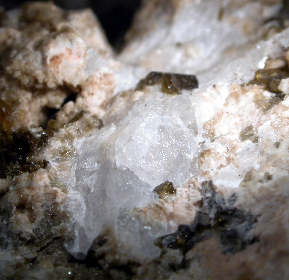 Franzinite & Vesuvianite