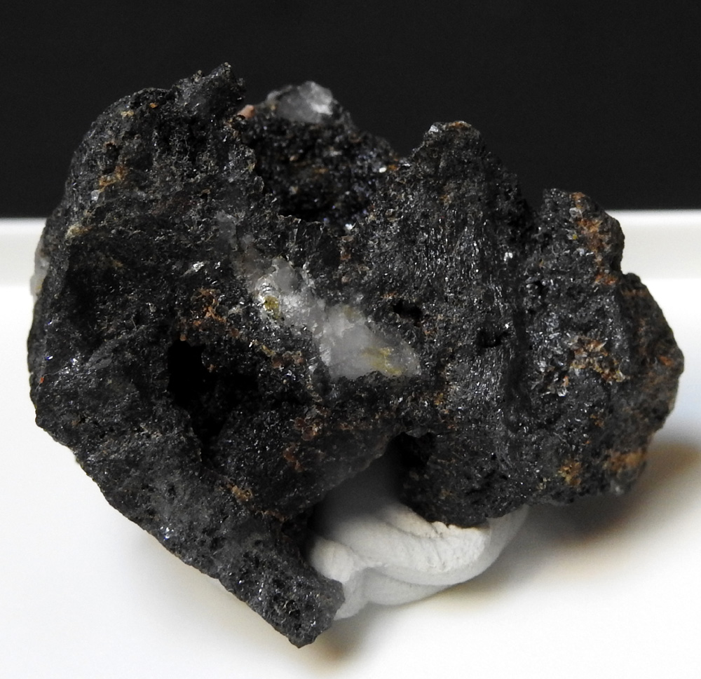 Wilhelmvierlingite & Laueite