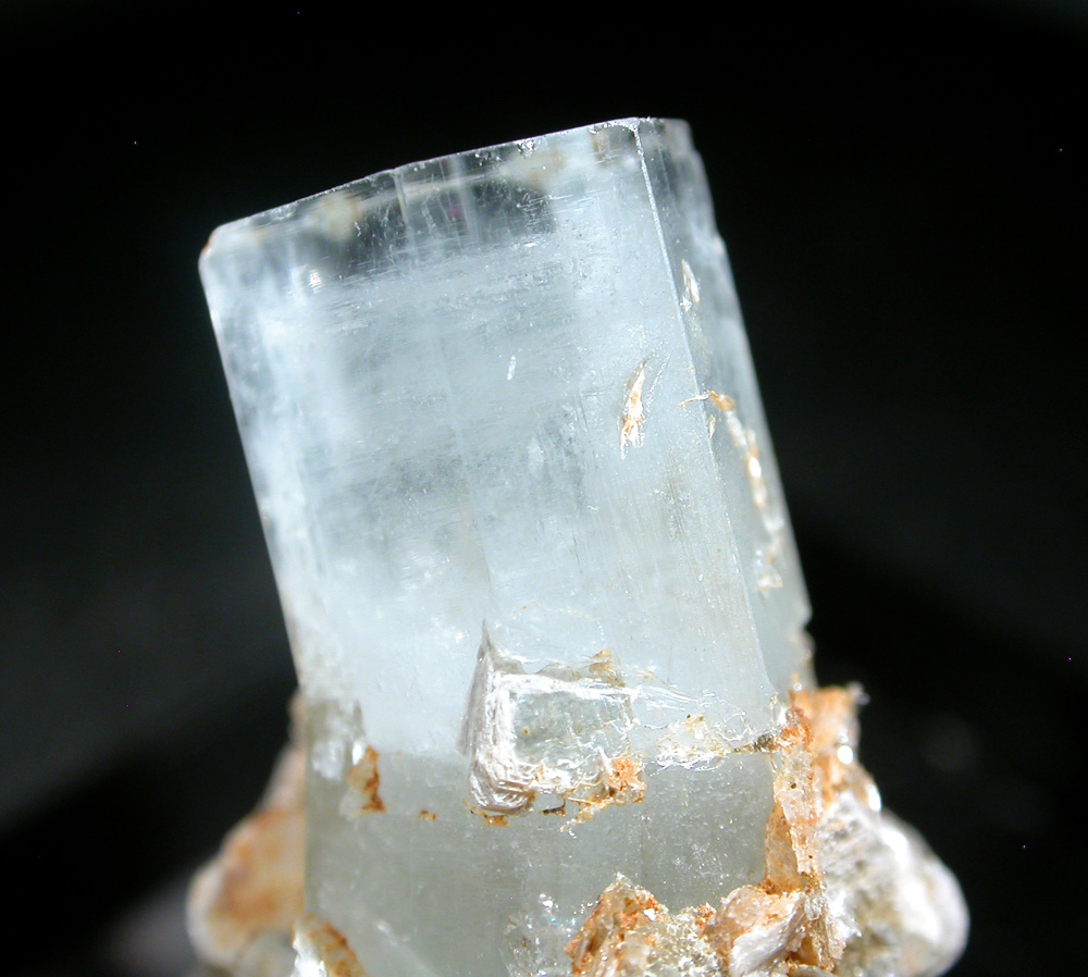 Beryl Var Aquamarine